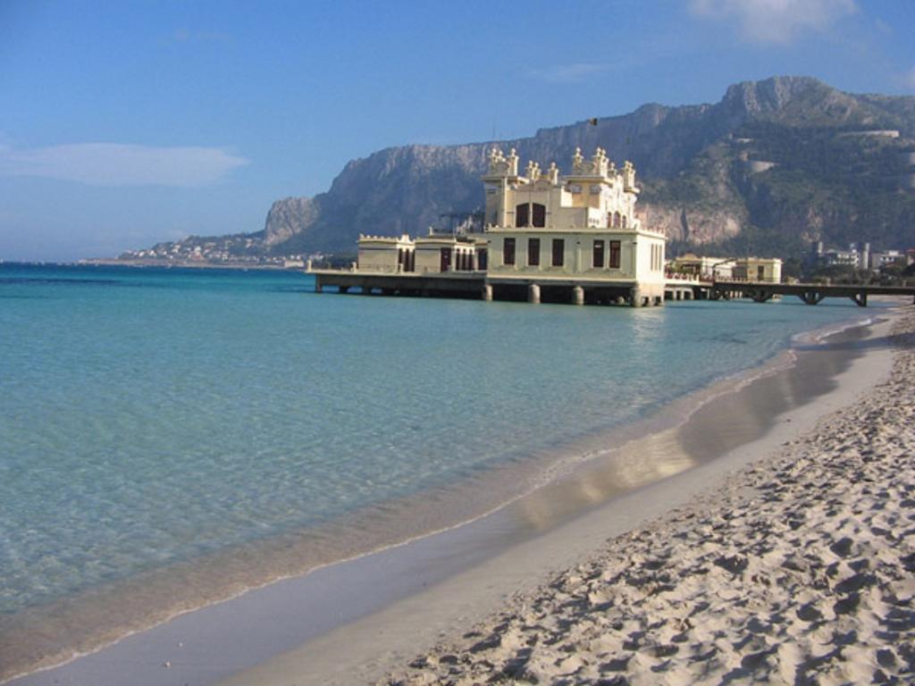 Casa Lunastella Locazione Turistica Mondello Zewnętrze zdjęcie